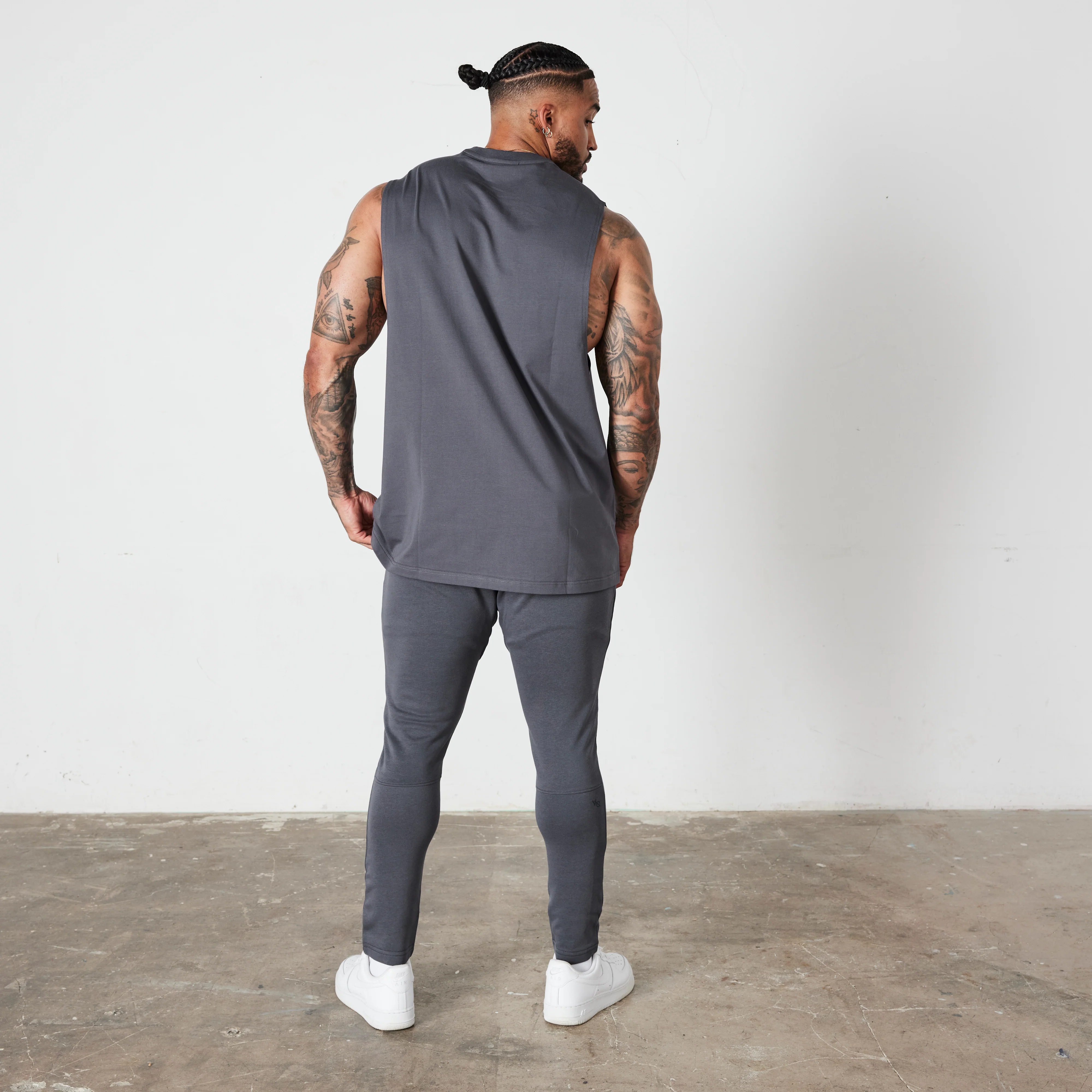 Vanquish Essential Denim Blue Tapered Fit Sweatpants - Image 3
